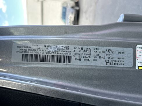 Used 2018 Jeep Wrangler Unlimited Sport S image 34