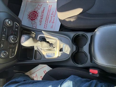 Used 2015 Jeep Cherokee Latitude w/ Comfort/Convenience Group image 24