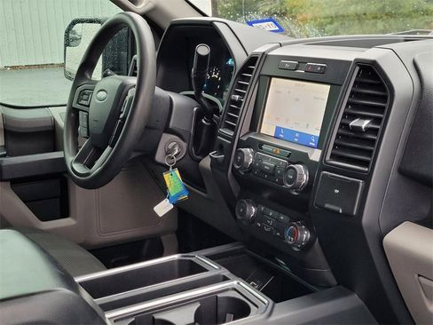 Used 2020 Ford F150 XL w/ Equipment Group 101A Mid image 12