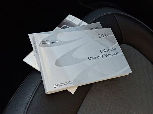 Used 2020 Chevrolet Colorado Z71 image 29