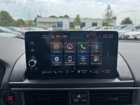 Used 2023 Honda Pilot Touring image 25