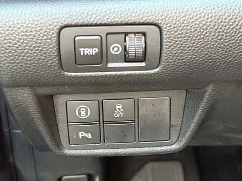 Used 2022 Honda Accord EX-L image 31