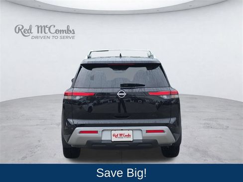 Used 2023 Nissan Pathfinder SL w/ Black Appearance Package FWD image 6