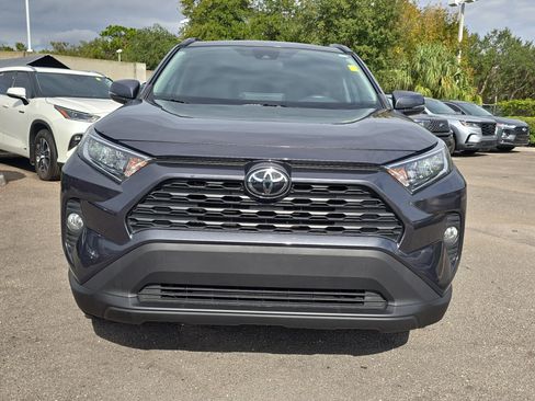 Used 2021 Toyota RAV4 XLE Premium image 3