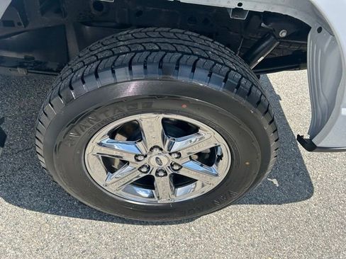 Used 2024 Ford F150 XLT w/ Mobile Office Package image 10