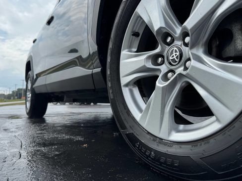 Used 2020 Toyota RAV4 XLE image 36