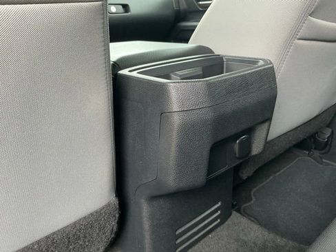 Used 2024 Toyota Tacoma TRD Off-Road image 34