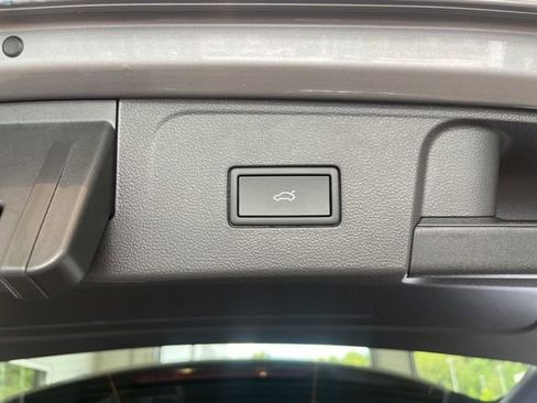 New 2026 Volkswagen Atlas SEL Premium R-Line AWD/4WD image 32