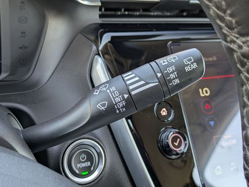 Used 2023 Chevrolet Bolt EUV LT w/ Convenience Package image 16