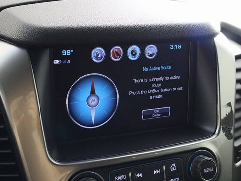 Used 2019 Chevrolet Tahoe 2WD w/ Enhanced Driver Alert Package image 29