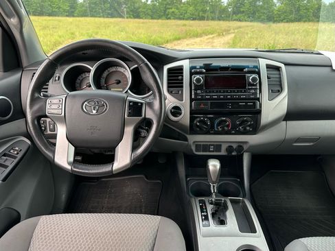 Used 2012 Toyota Tacoma 4x4 Double Cab w/ SR5 Pkg image 42
