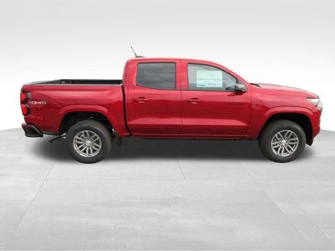 New 2026 Chevrolet Colorado LT w/ LT Convenience Package AWD/4WD image 7