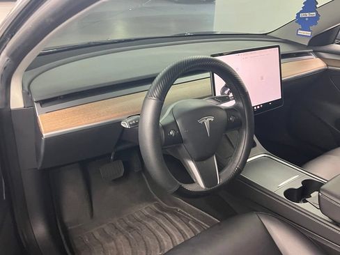 Used 2023 Tesla Model 3 Standard Range RWD image 11