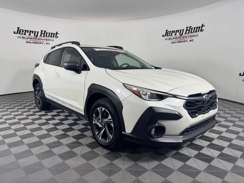 Used 2025 Subaru Crosstrek 2.5i Premium AWD/4WD image 5