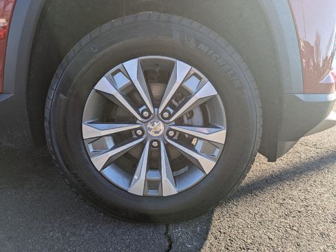 New 2026 Chevrolet Equinox LT w/ Convenience Package II image 13