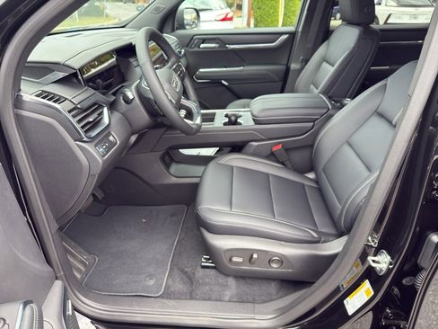 New 2026 GMC Acadia Elevation w/ Elevation Premium Package image 8