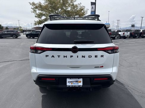 Used 2026 Nissan Pathfinder Rock Creek AWD/4WD image 4