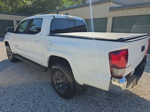 Certified 2020 Toyota Tacoma SR5 AWD/4WD image 4