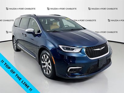 Used 2022 Chrysler Pacifica Pinnacle
