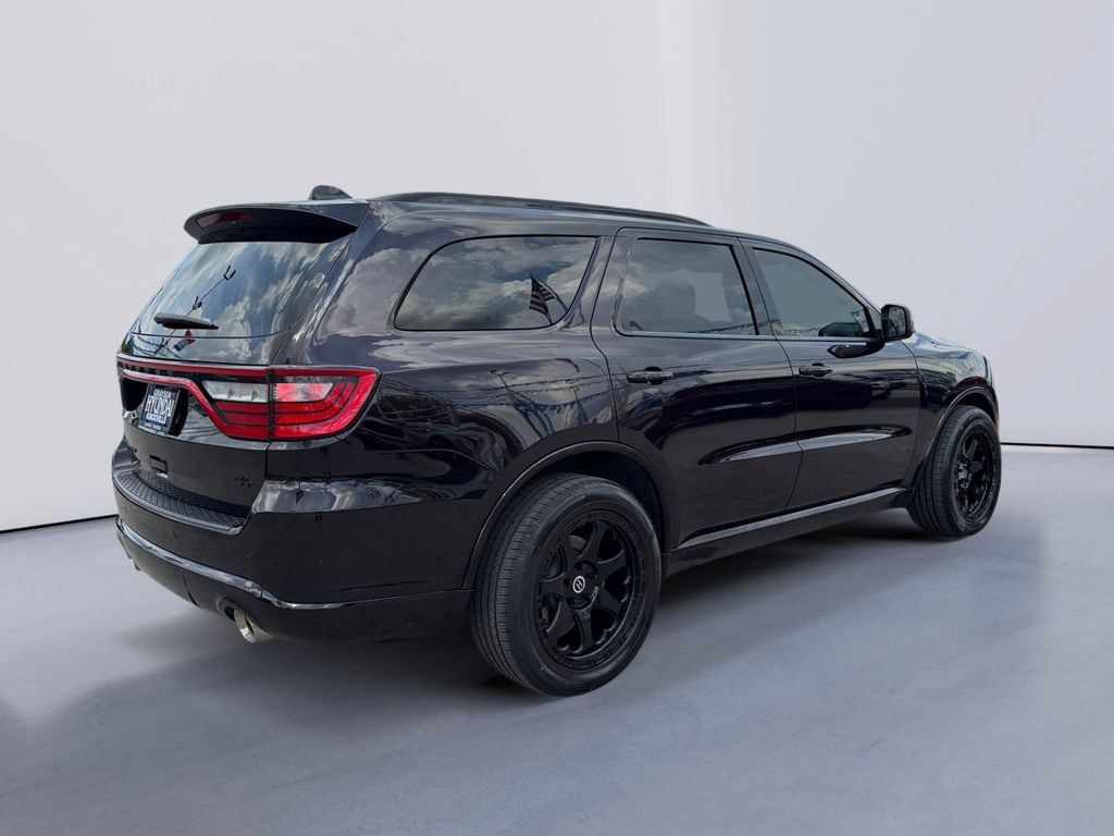 Used 2023 Dodge Durango R/T w/ Blacktop Package RWD image 3