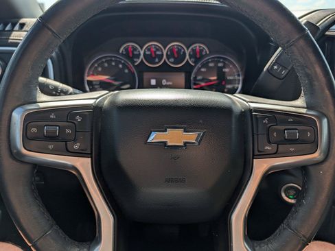 Used 2020 Chevrolet Silverado 1500 LTZ w/ LTZ Plus Package AWD/4WD image 24