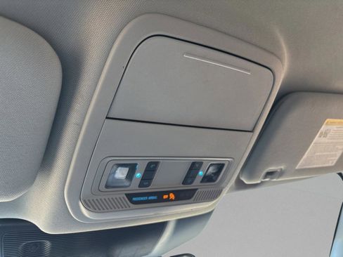 Used 2023 Ford Explorer XLT w/ Equipment Group 202A image 43