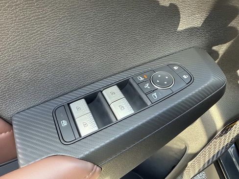 New 2025 Mitsubishi Outlander SEL image 20