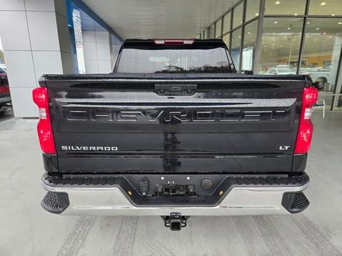 Used 2025 Chevrolet Silverado 1500 LT AWD/4WD image 7