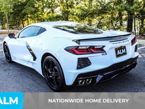 Used 2024 Chevrolet Corvette Stingray Coupe w/ 1LT RWD image 4