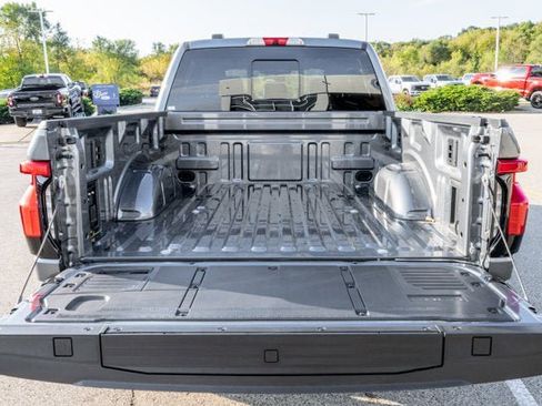 New 2025 Ford F150 Lightning Lariat image 5