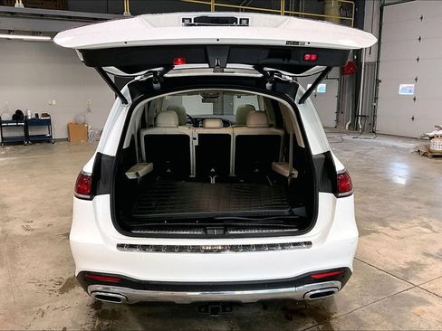Used 2023 Mercedes-Benz GLS 450 4MATIC image 36