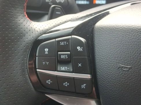 Certified 2025 Ford Explorer ST image 23