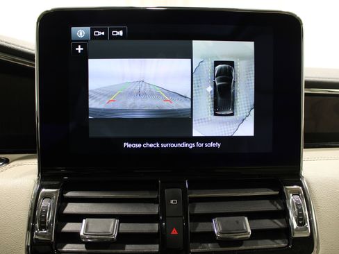 Used 2019 Lincoln Navigator Reserve image 15