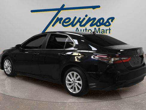Used 2023 Toyota Camry LE FWD image 6