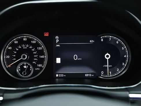 Used 2025 Genesis GV70 3.5T Sport w/ Sport Advanced Package image 34