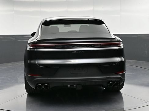Certified 2025 Porsche Cayenne E-Hybrid Coupe AWD/4WD image 7