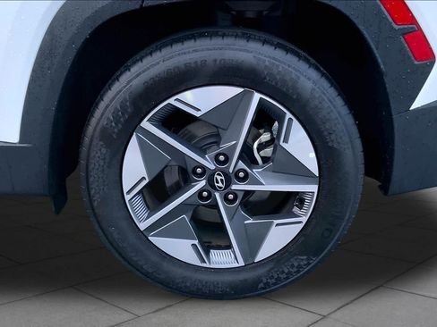 Used 2025 Hyundai Tucson SEL FWD image 11