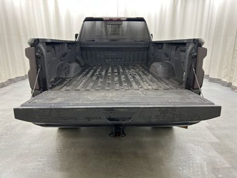 Used 2020 Chevrolet Silverado 3500 High Country w/ Z71 Off-Road Package AWD/4WD image 36