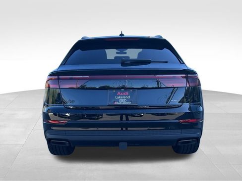 New 2025 Audi Q8 Premium image 5