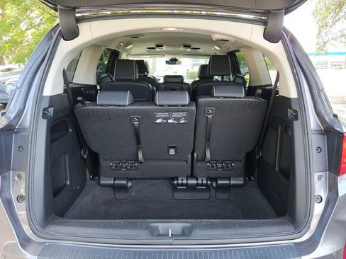 Used 2025 Honda Odyssey Touring image 13