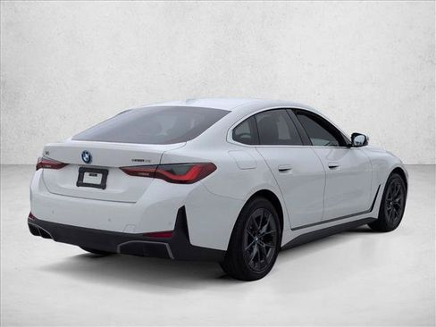 Used 2023 BMW i4 eDrive35 w/ Premium Package RWD image 5
