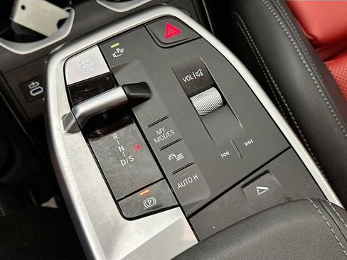 Used 2025 BMW X1 xDrive28i image 15