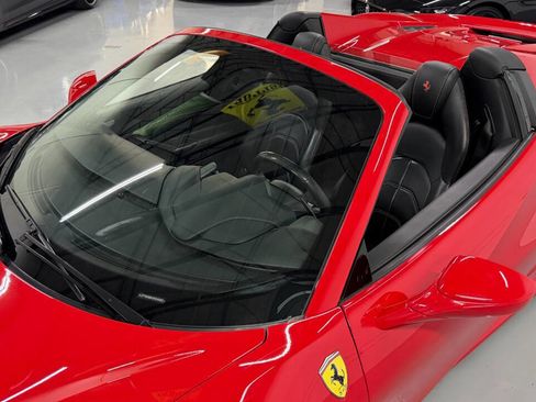 Used 2019 Ferrari 488 Spider RWD image 37