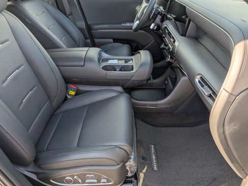 New 2026 Hyundai Palisade Calligraphy FWD image 28