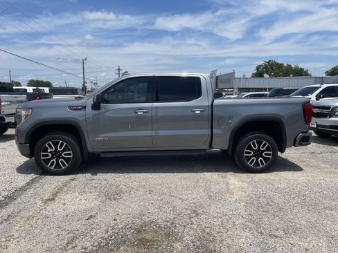 Used 2021 GMC Sierra 1500 AT4 w/ AT4 Value Package AWD/4WD image 7