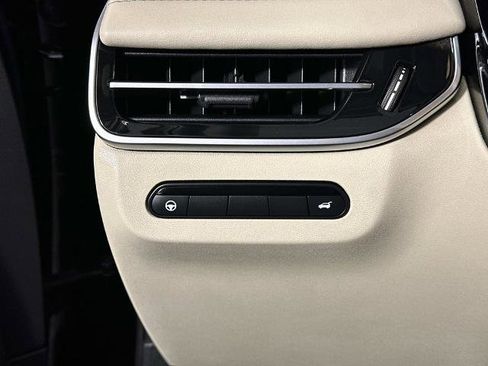 Certified 2023 INFINITI QX60 Luxe w/ Performance Audio Package image 18