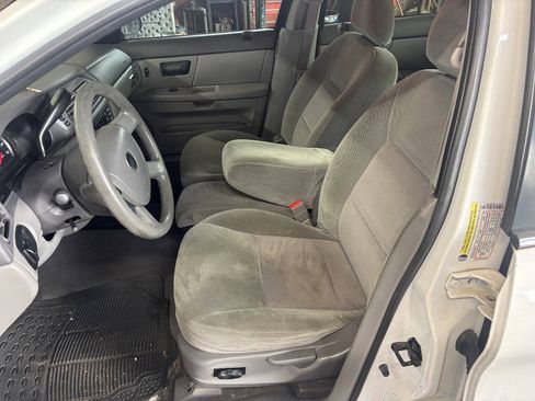 Used 2005 Mercury Sable GS FWD image 10