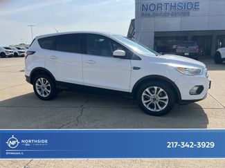 Used 2017 Ford Escape SE FWD video 1