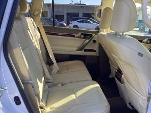 Used 2018 Lexus GX 460 Luxury image 27