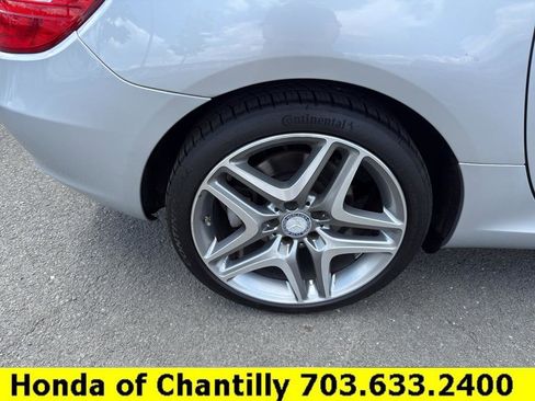 Used 2013 Mercedes-Benz SLK 250 image 22